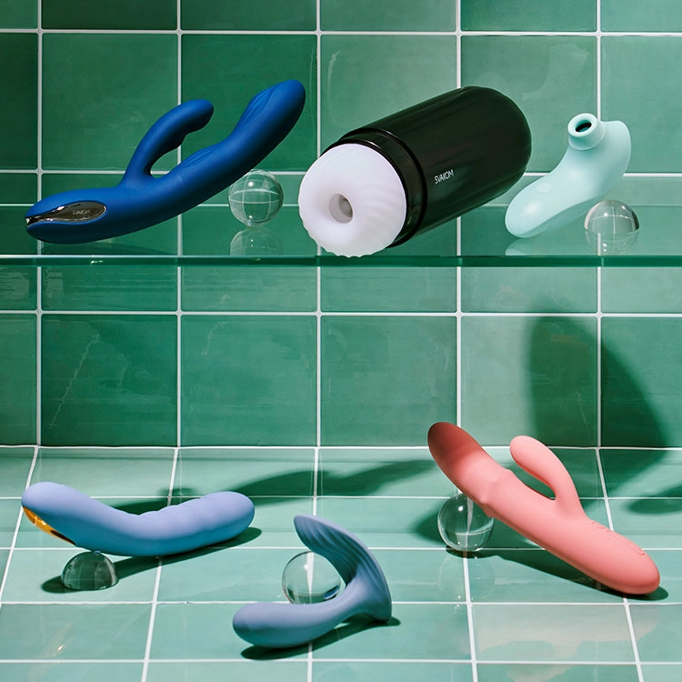 SVAKOM Aylin Pulsating Rabbit Vibrator